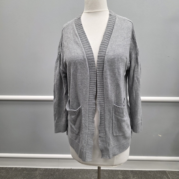 Hayes Chic Women's Gray Cardigan - Picture 1 of 10